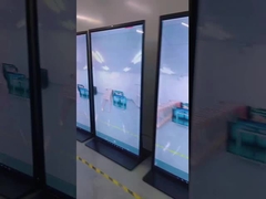 75 pollici Stand a pavimento Display pubblicitario a schermo intero 178° Angolo di visione 450cd/m2 Luminosità
