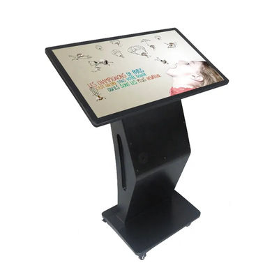 Calcolatore da 55 pollici all'interno di un chiosco con touch screen a infrarossi e sistema Android o Windows
