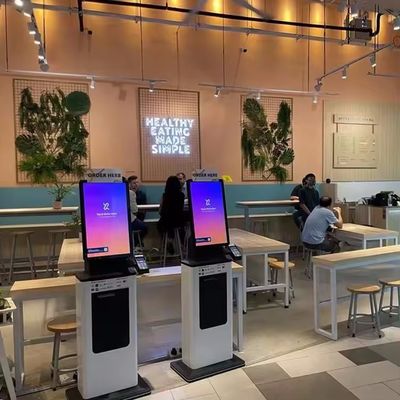 Display touch screen con 300 cd/m2 Brillantezza 1000:1 Contrasto e ampia gamma di temperature per chioschi di fatturazione